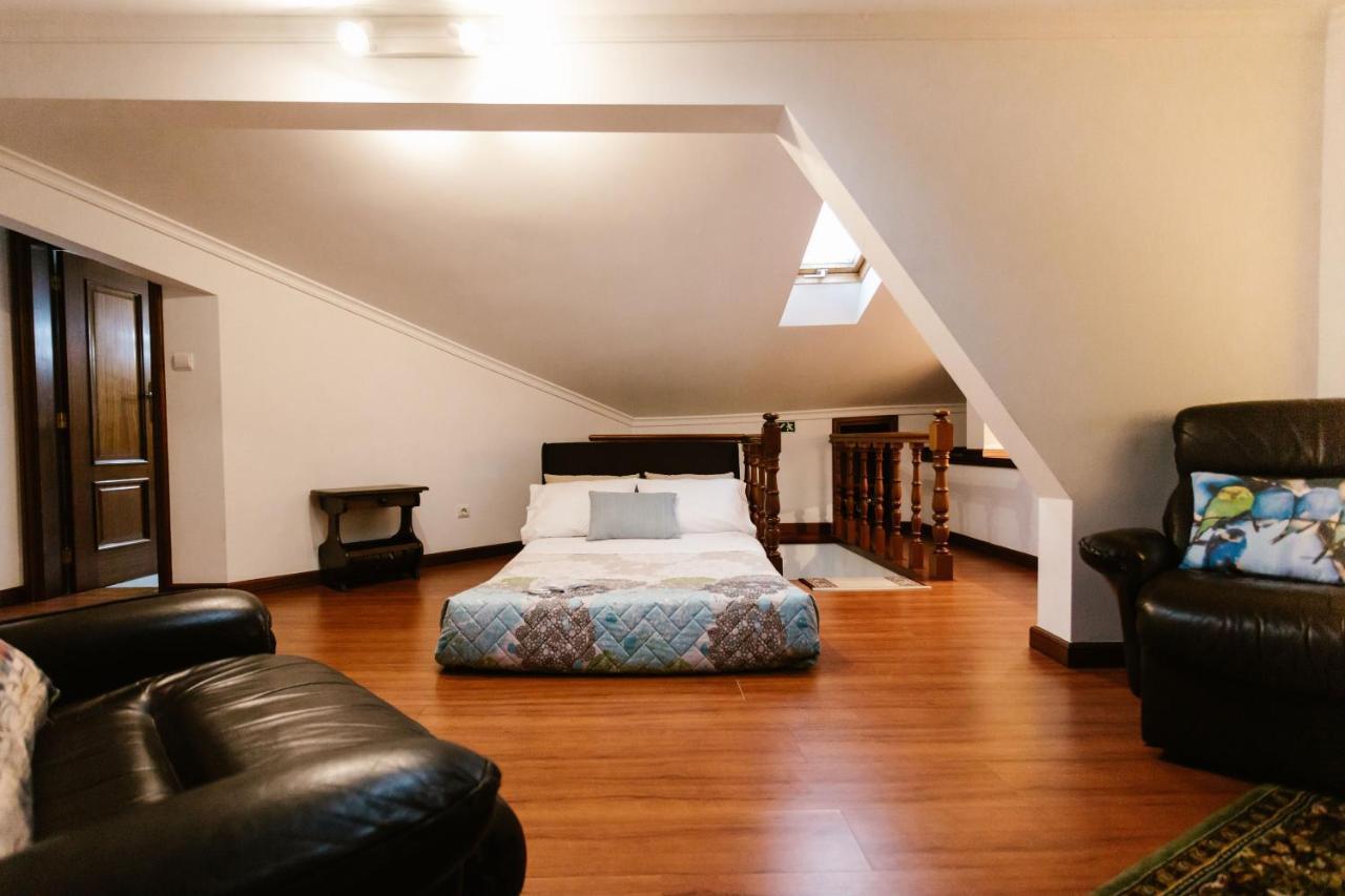 ギマランイス Casa Da Calcadaヴィラ エクステリア 写真