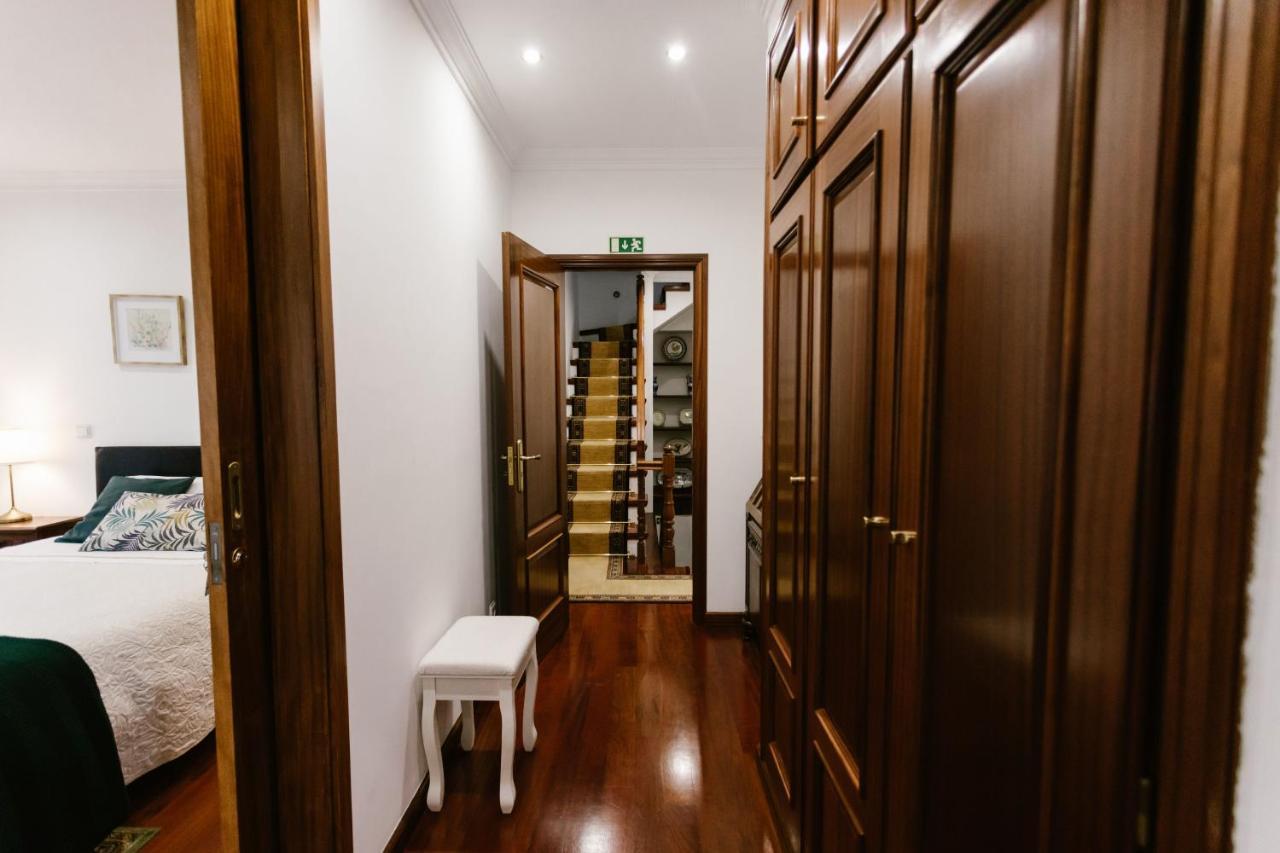 ギマランイス Casa Da Calcadaヴィラ エクステリア 写真
