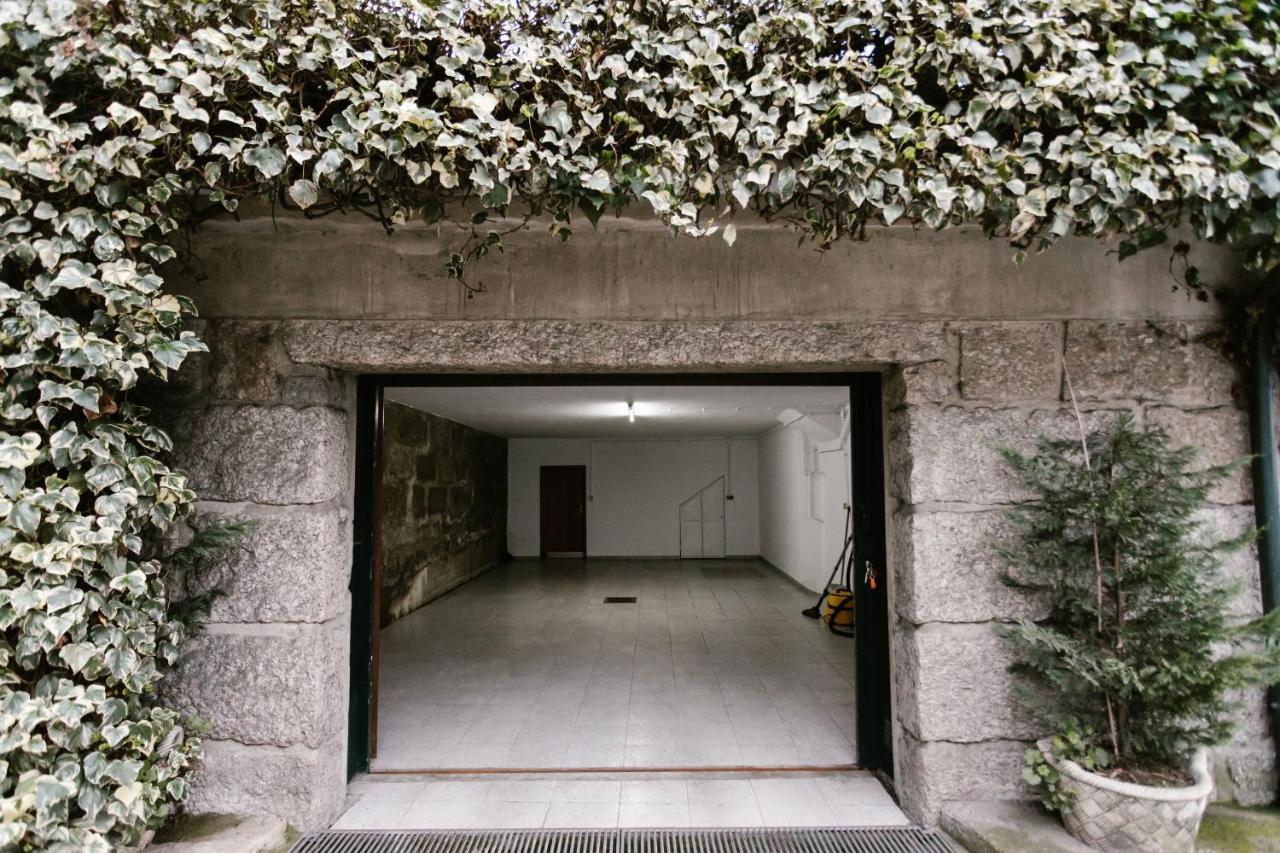 ギマランイス Casa Da Calcadaヴィラ エクステリア 写真