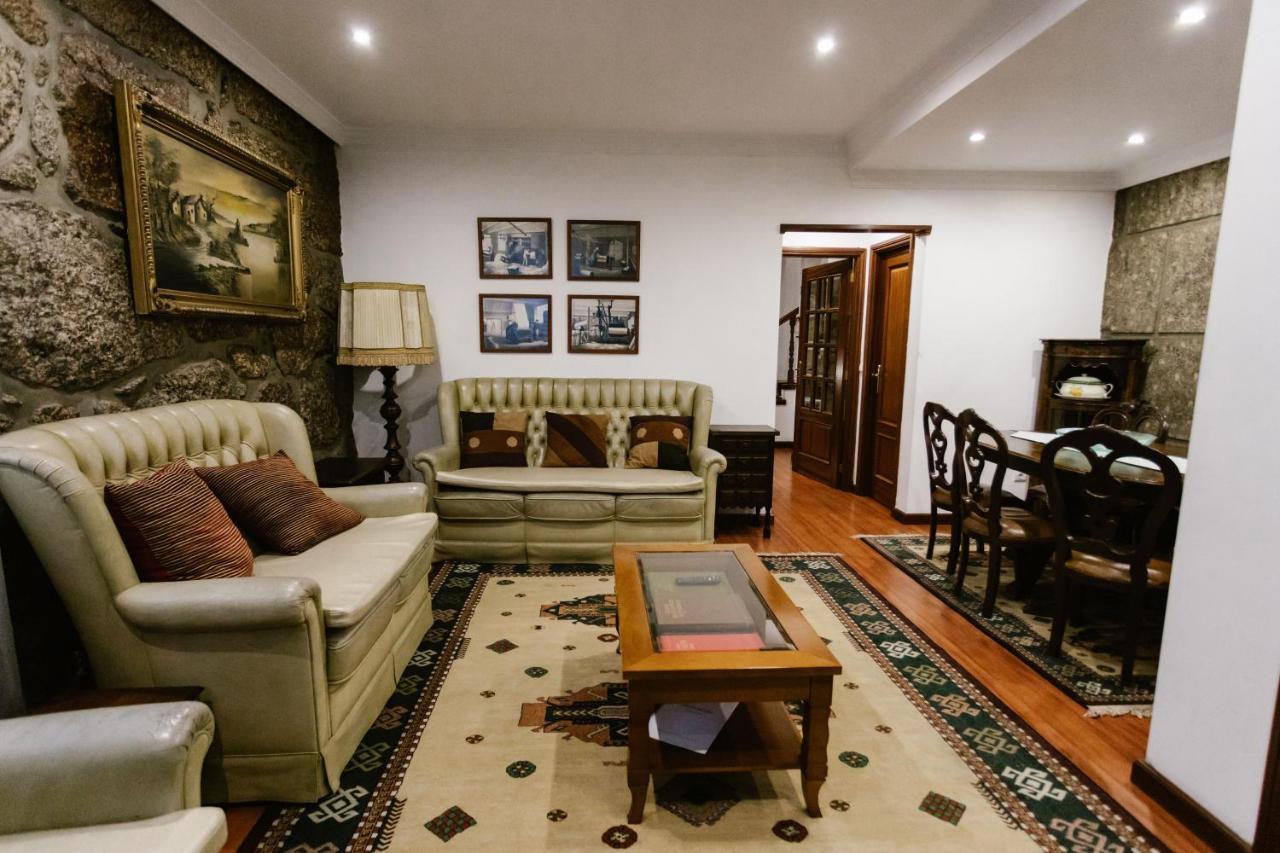 ギマランイス Casa Da Calcadaヴィラ エクステリア 写真