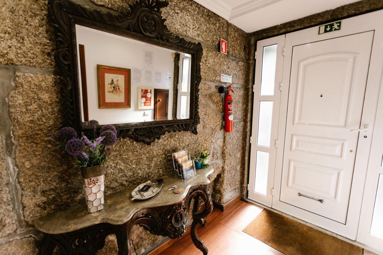ギマランイス Casa Da Calcadaヴィラ エクステリア 写真